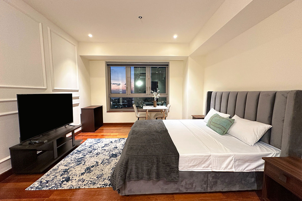 cinnamon-life-apartment-azure-executive-bedroom01