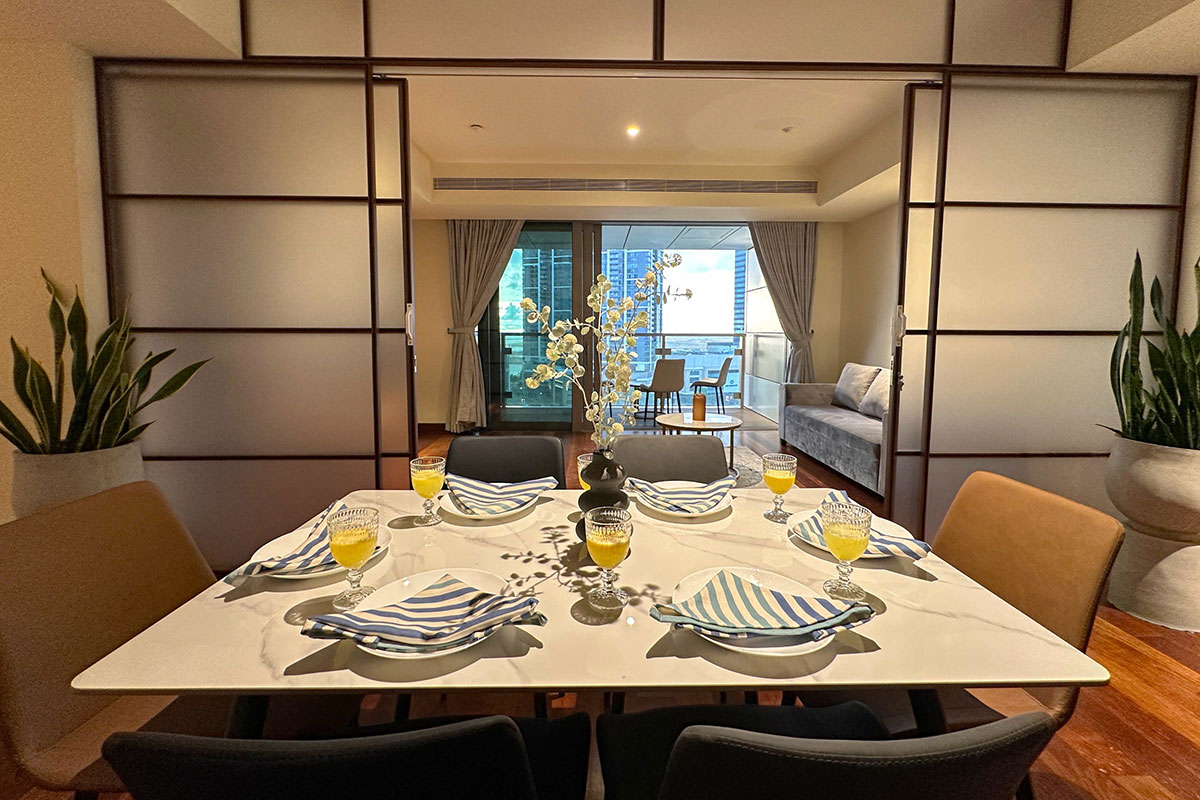 cinnamon-life-apartment-azure-executive-dining
