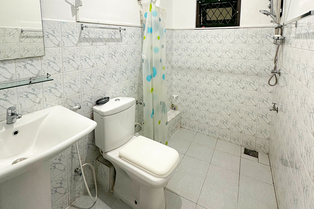 v-stay-dehiwala-bathroom