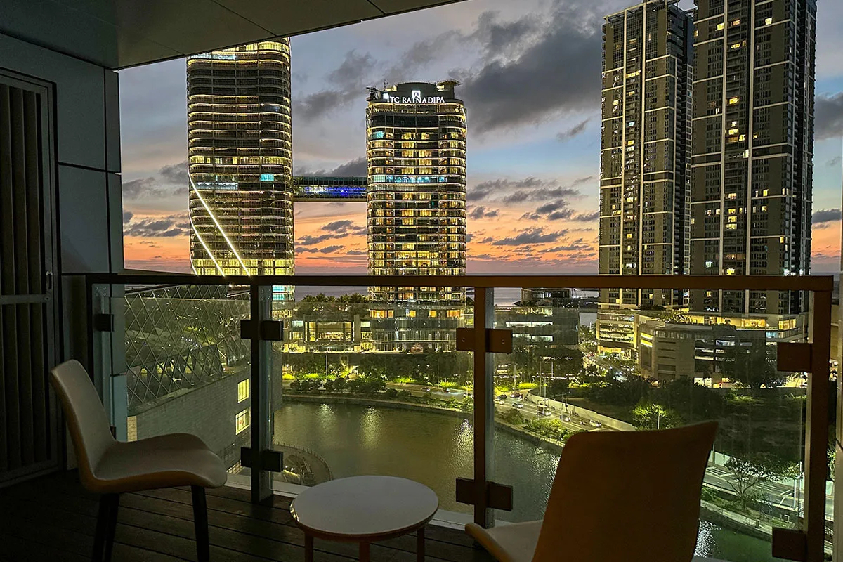 cinnamon-life-apartment-azure-executive-beach-view.jpg