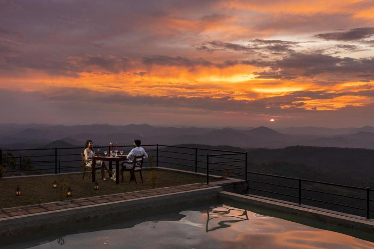 tequila-holidays-mountain-view-stay-labugolla-home-03.jpg
