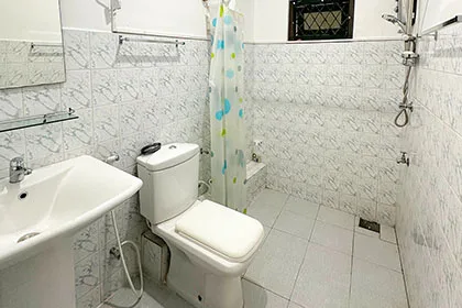 v-stay-dehiwala-bathroom00.jpg
