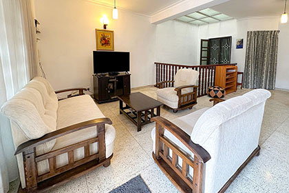 v-stay-dehiwala-living00